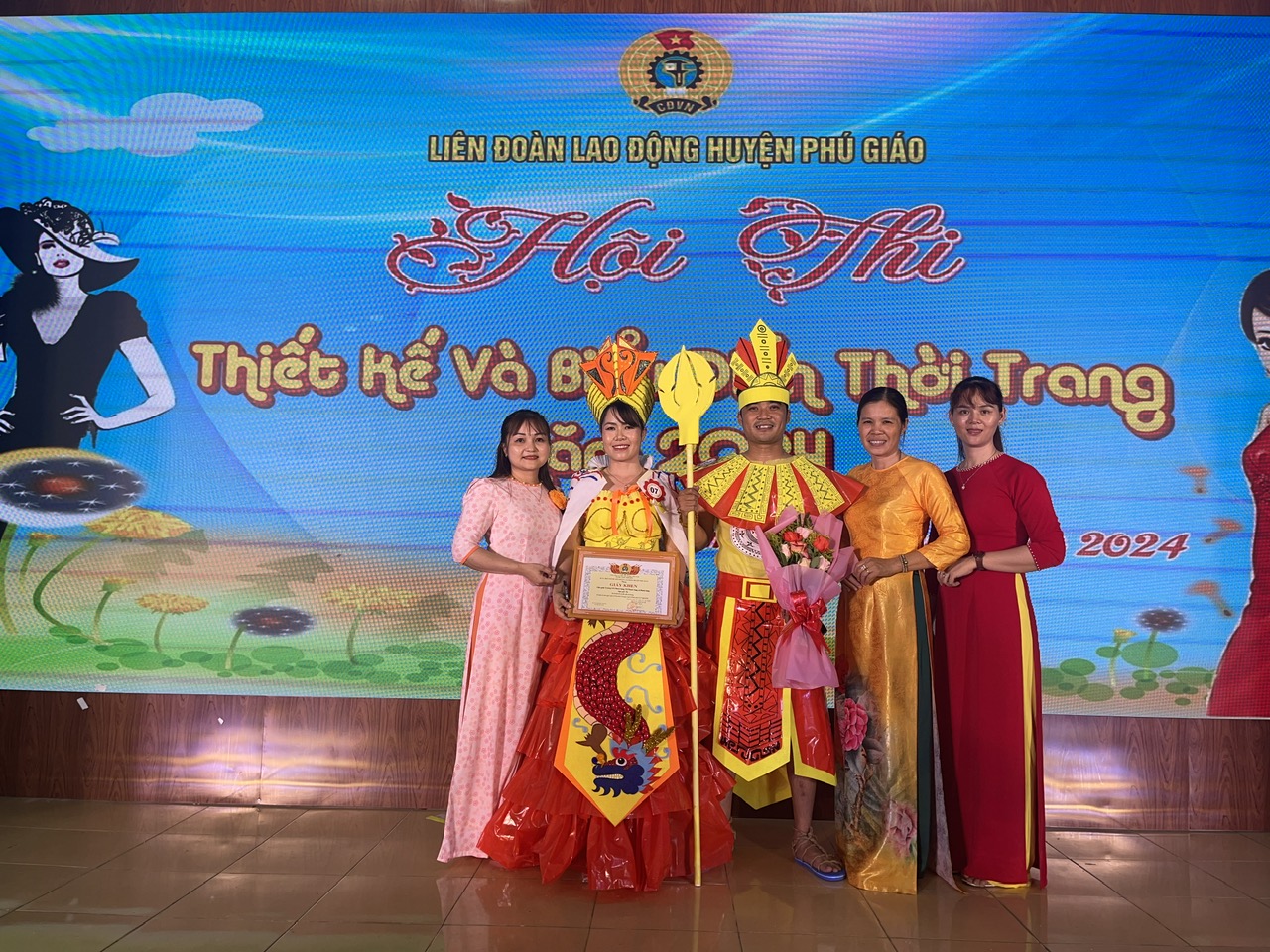 z5223113188227_728511081ec3d875d5f1958981bb059a